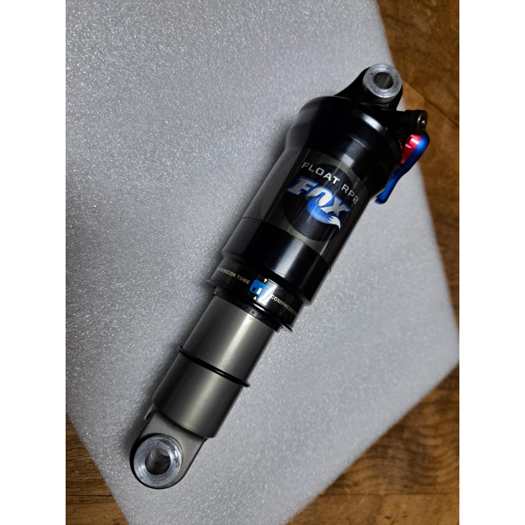 FOX FLOAT RP2 165/38mm氣壓後避震 | 蝦皮購物
