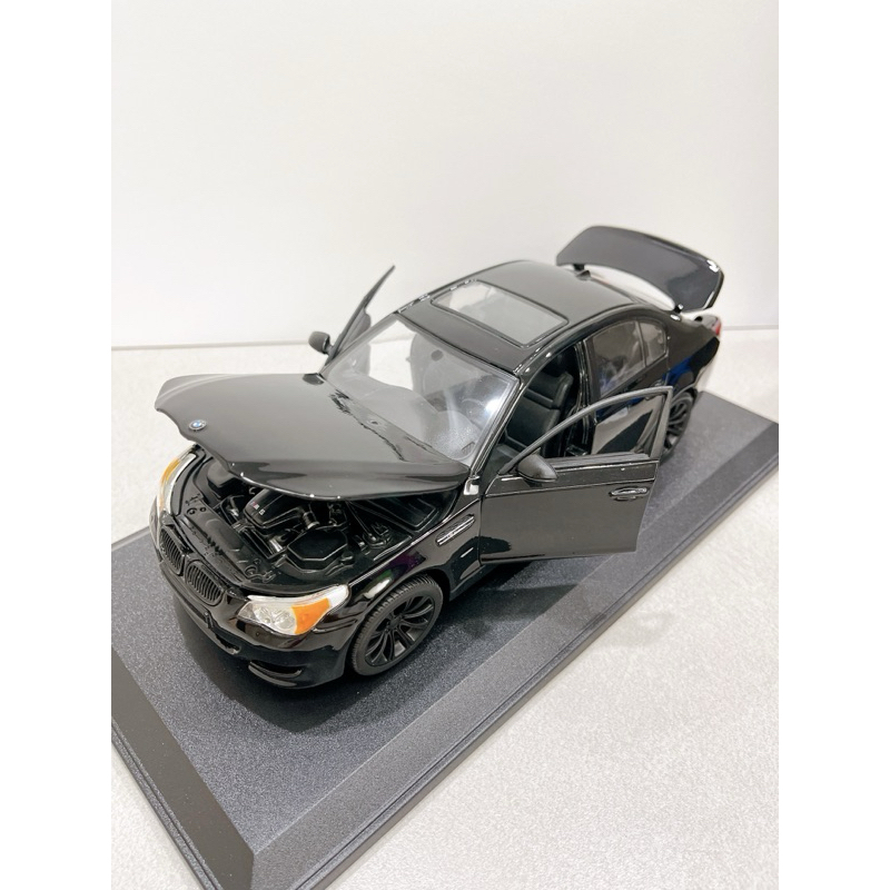 Maisto BMW M5 1:18 – Roues Personnalisées, état Proche Du Neuf, Boîte D'origine