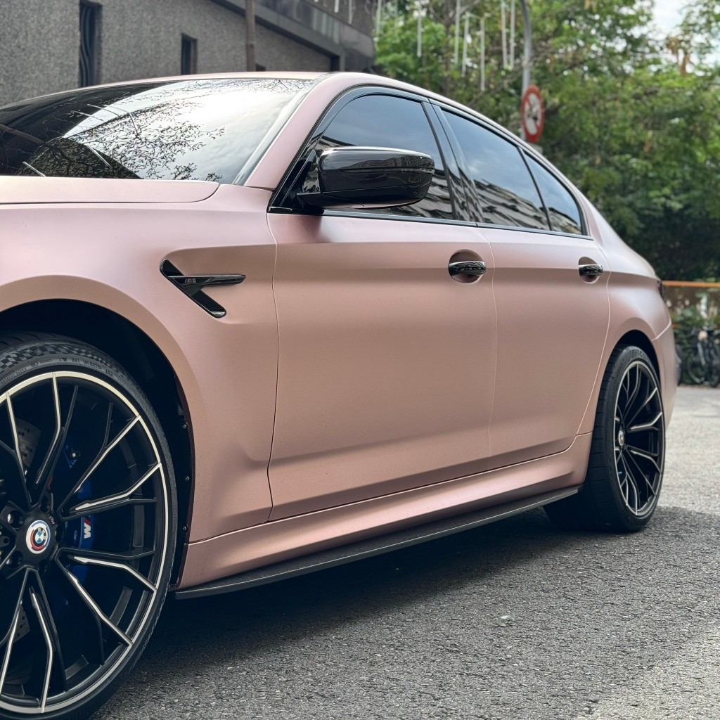 BMW M5 G90 G99 MP款碳纖維側裙 T-472 main image 0