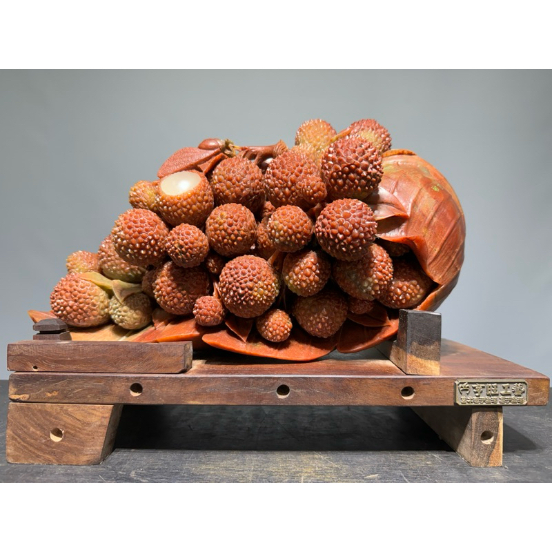 66藝品】天然壽山石【一夜暴利】細緻荔枝雕雙色料謝亨旺匠心工藝收藏