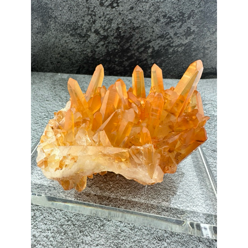 樂石】天然巴西🇧🇷 Tangerine Quartz橘子水晶收藏級礦物在台現貨