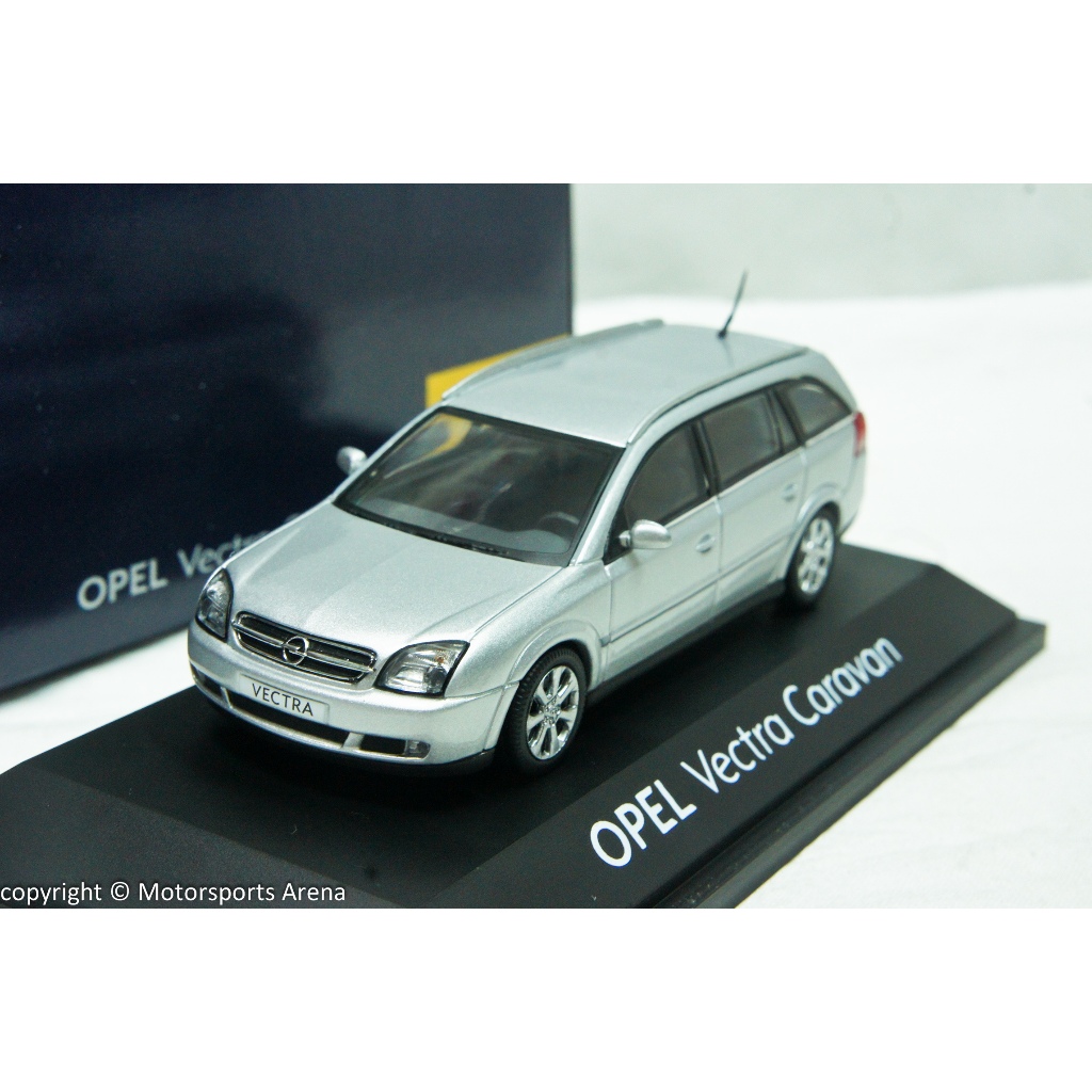 OPEL VECTRA CARAVAN OPC C Phase 2 Gris SCHUCO 1:43 de reference