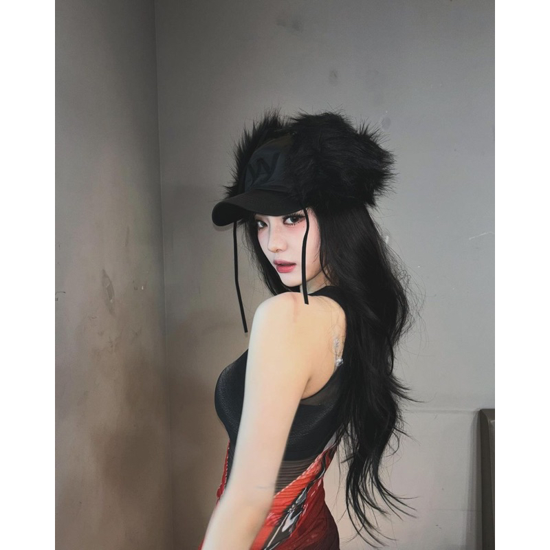 📌 現+預韓國代購OPEN YY FAUX FUR EARFLAP CAP 刺繡毛毛遮耳帽