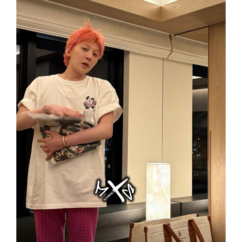 🔸MXS🔸韓版GD x VERDY x MAMA三方聯名 年末舞台 限定紀念同款T恤 | 蝦皮購物