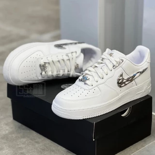 ☆韓国の人気☆【NIKE】☆AIR FORCE 1 LOW(W)☆22-26cm☆ ☆韓国の人気☆【NIKE】☆W AIR FORCE 1 '07 ナイキ☆22-26cm☆