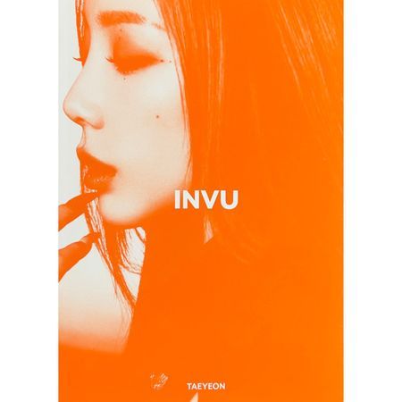 太妍 Taeyeon 第三張正規專輯「INVU」 內含特典 | 蝦皮購物
