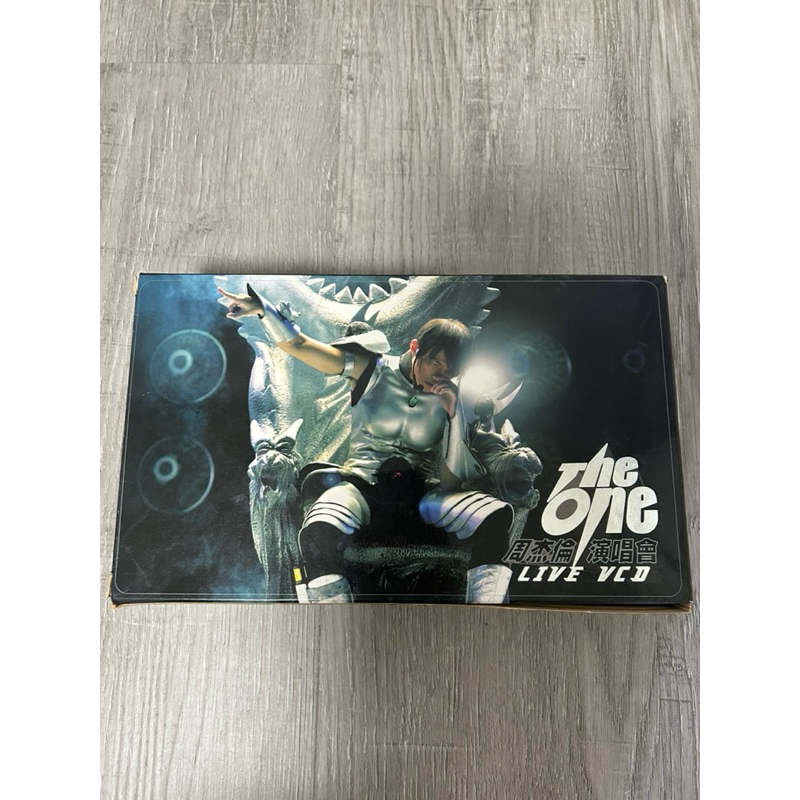 周杰倫周杰倫演唱會The One live 2VCD (加贈公仔）阿爾發演唱會專輯