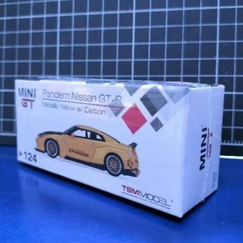 MINI GT 124 Pandem Nissan GT-R (R35) Metallic Yellow w