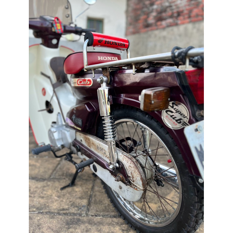 （古い車）三陽金旺90 美力 wowow 金旺100 後避震器 左右1組直上全新 | 蝦皮購物
