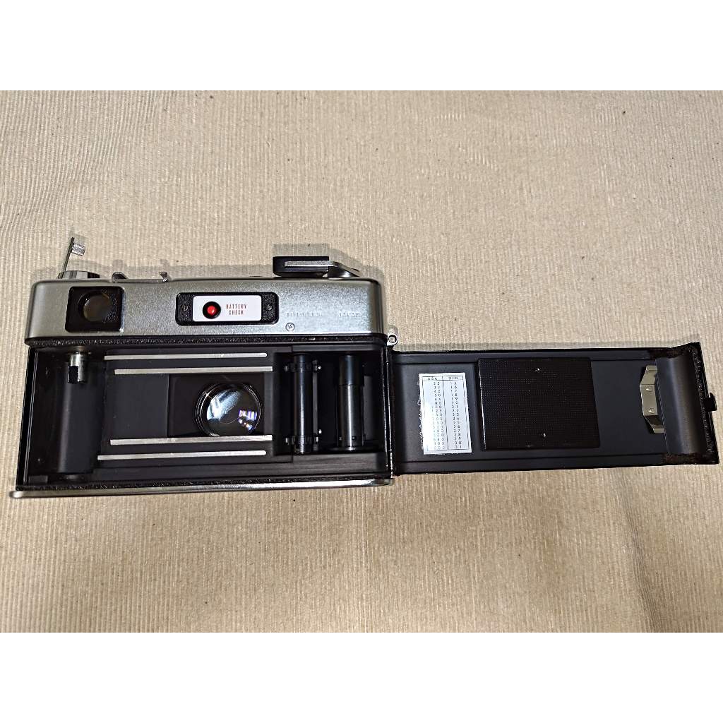 YASHICA ELECTRO 35 GSN系列全幅F1.7大光圈45mm手動底片機| 蝦皮購物