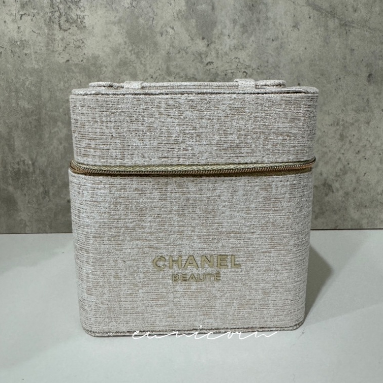 🦄【現貨】 Chanel 香奈兒小香VIP限量款化妝包化妝箱| 蝦皮購物