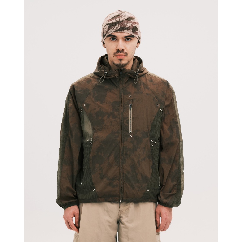 Definite』PLATEAU STUDIO｜Curvy nylon jacket (Dark military