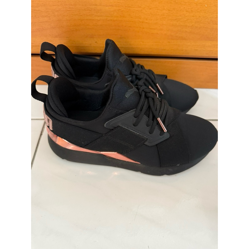 2 Puma Muse metal 36704701 23.3