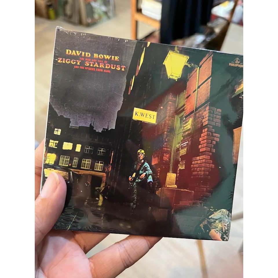 David Bowie 5 Ziggy Stardust and the spiders from mars 全新 CD | 蝦皮購物