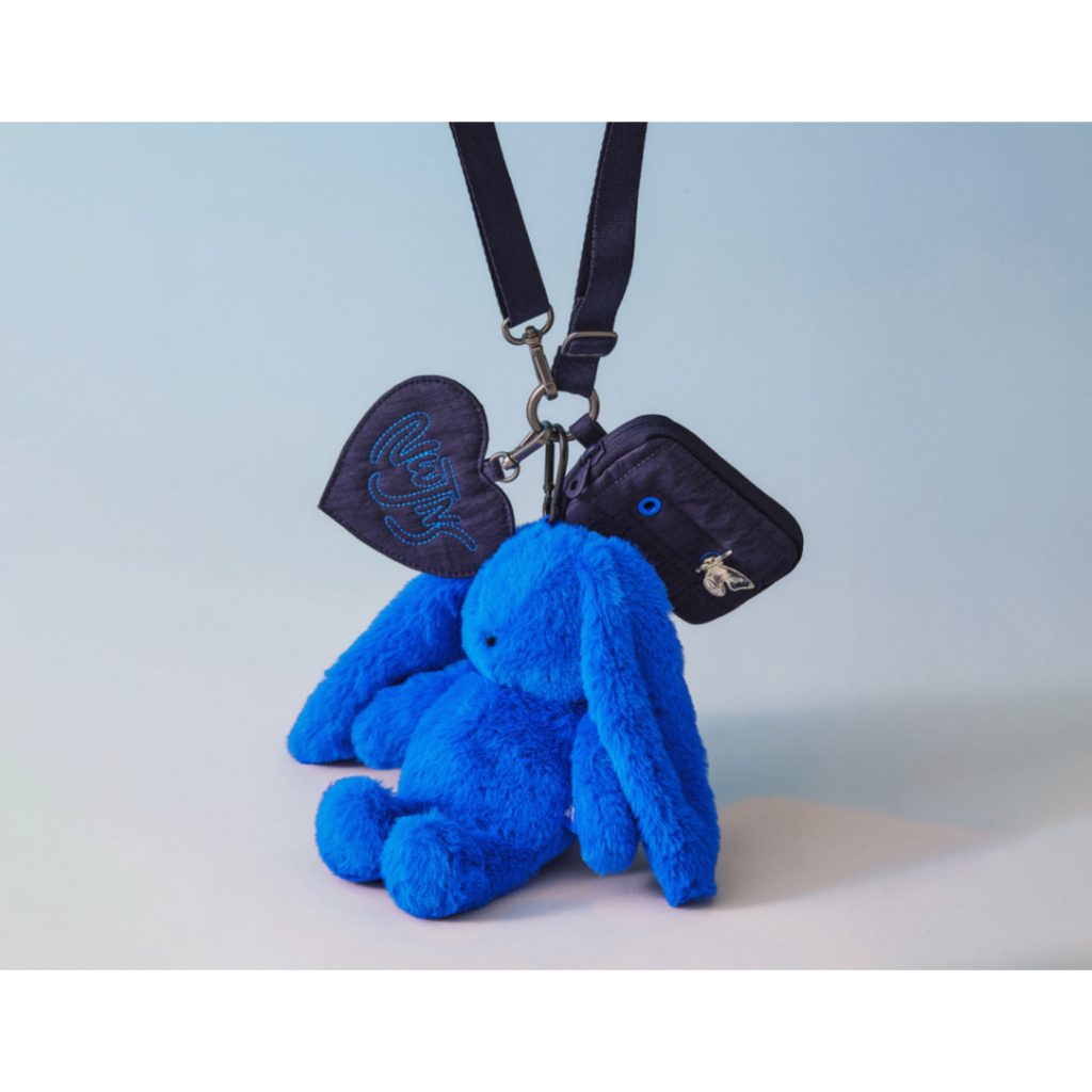 NewJeans x Coller HOW SWEET 官方週邊商品 後背包 收納包 兔兔收納包 兔兔娃娃 BUNNY | 蝦皮購物