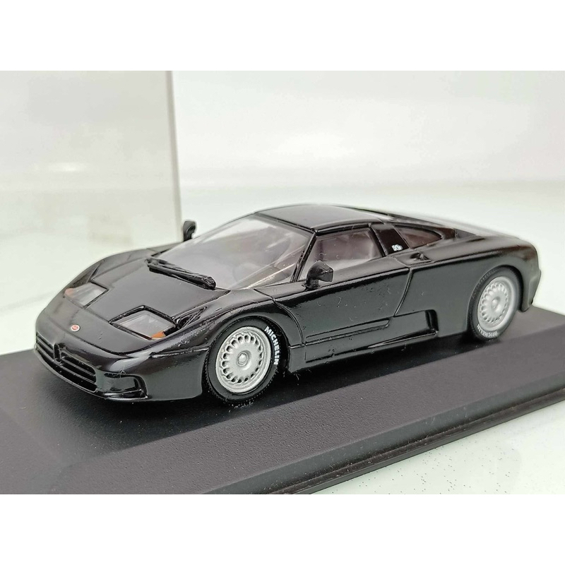 Minichamps 1:43 Bugatti EB 110 Année de construction 1994 rouge