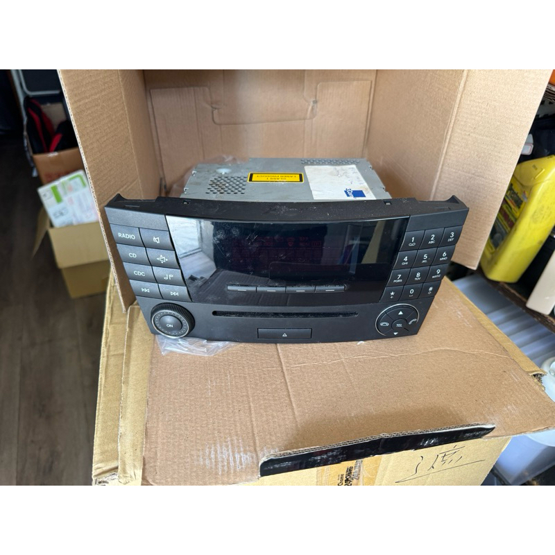 賓士 BENZ W211 原廠主機 | 蝦皮購物