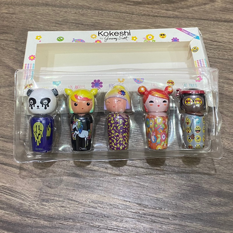 全新Kokeshi 娃娃香水禮品套裝組5ml (5瓶）Jeremy Scott 時裝設計師