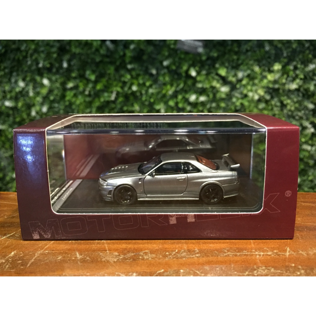 1/18 MOTORHELIX NISSAN Skyline GT-R (R34) Z-Tune Nismo en Violet EUR