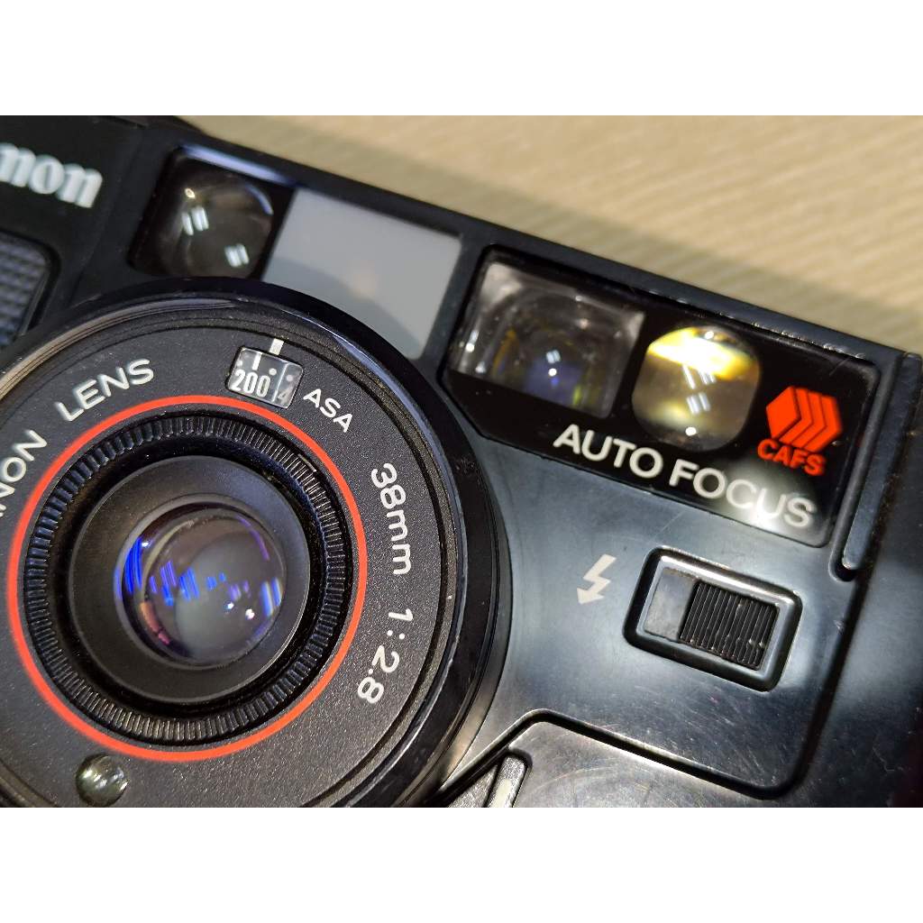 CANON AF35M (Autoboy) 38mm F2.8大光圈自動對焦和曝光底片相機| 蝦皮購物