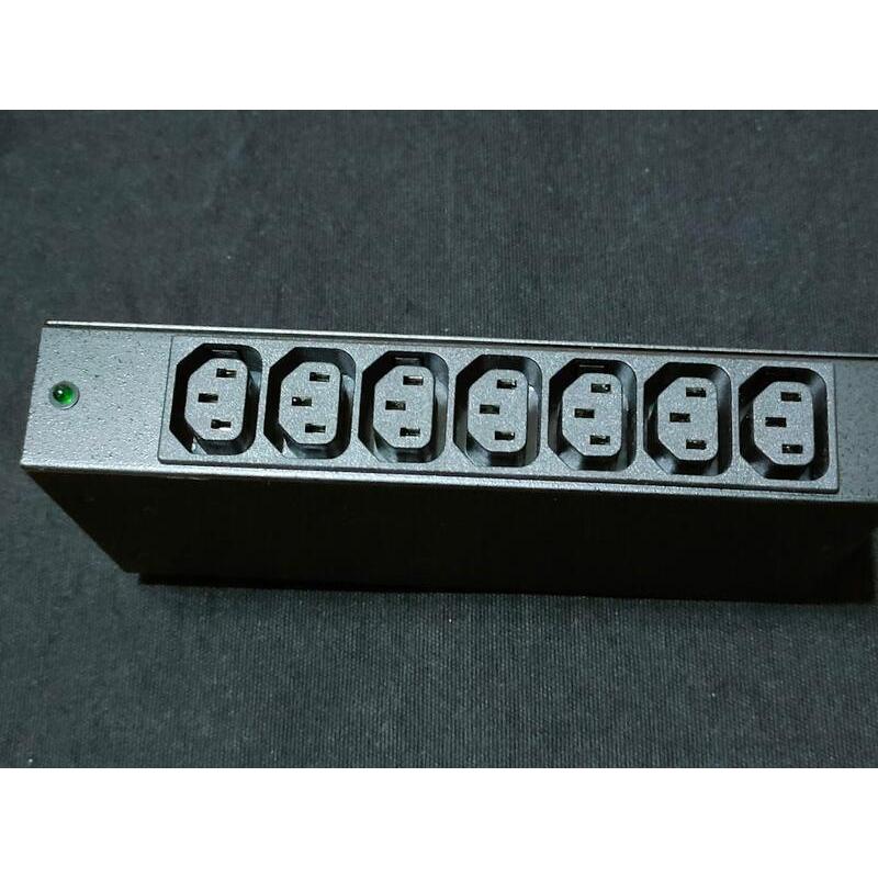IBM 機櫃式電源分配器 7口 PDU 開關型 9306-RTP | 蝦皮購物