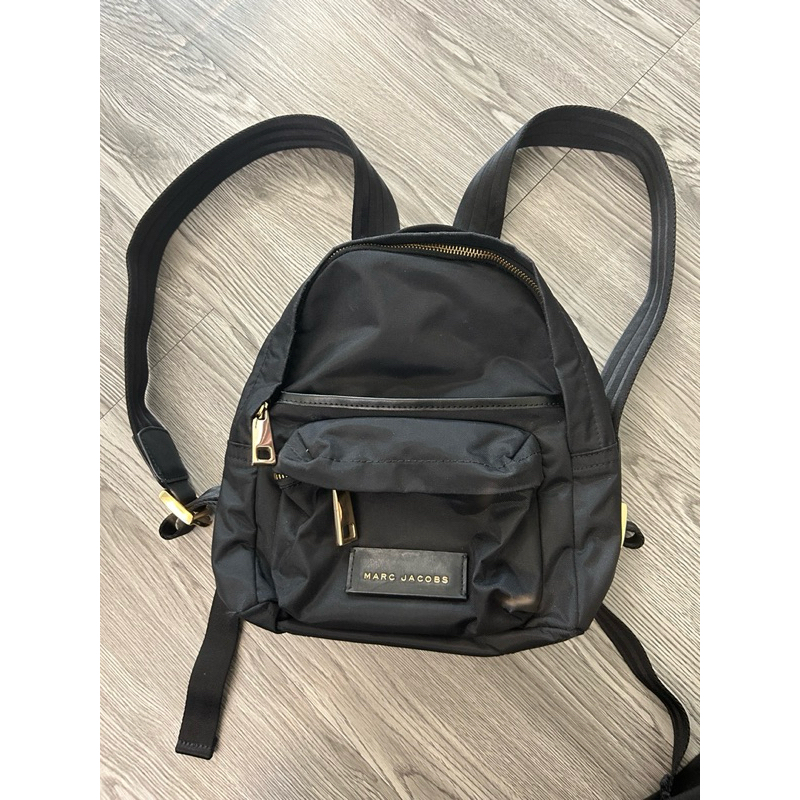 二手 真品 微損 MARC JACOBS 黑色 後背包 雙肩包 MJ 迷你 小後背包 | 蝦皮購物