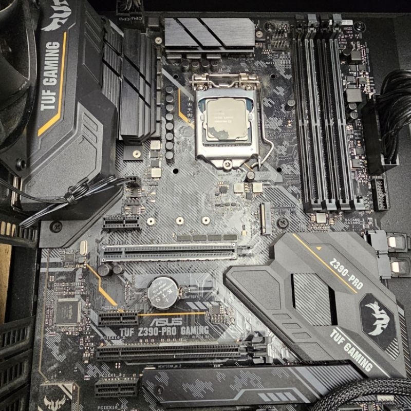 TUF Z390M-PRO GAMING Intel i7 8700（WS Z390 PRO｜Motherboards 