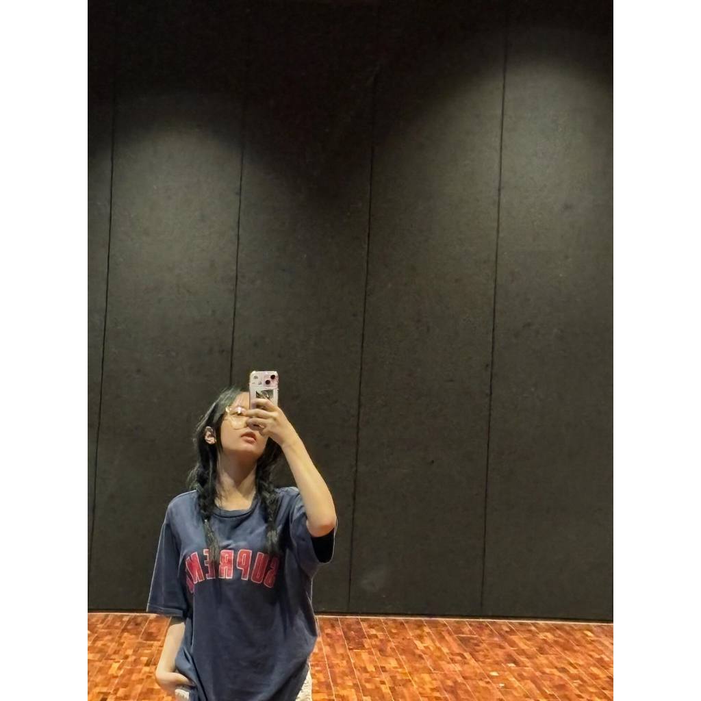 supreme hanni 同款2024 S/S Cracked Arc Top NewJeans shirt supreme hanni 同款2024 S/S Cracked Arc Top NewJeans shirt