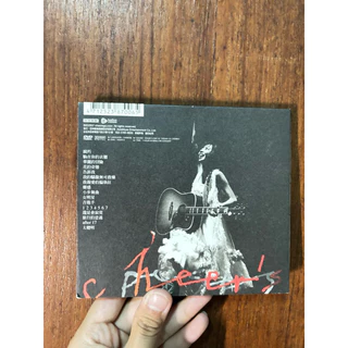 陳綺貞　花的姿態經典實録（限量精裝版）（2CD+DVD） 陳綺貞 花的姿態經典實録（限量精裝版）（2CD+DVD） 花的姿態: