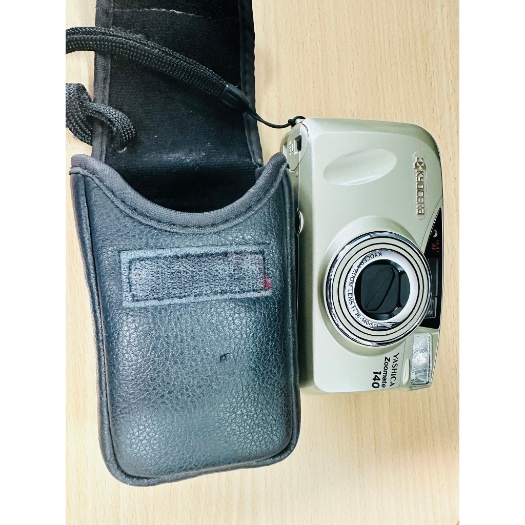 Appareil Photo Yashica Zoomate 105 – Compact 35mm, Zoom 38-105mm, Avec étui, état Fonctionnel