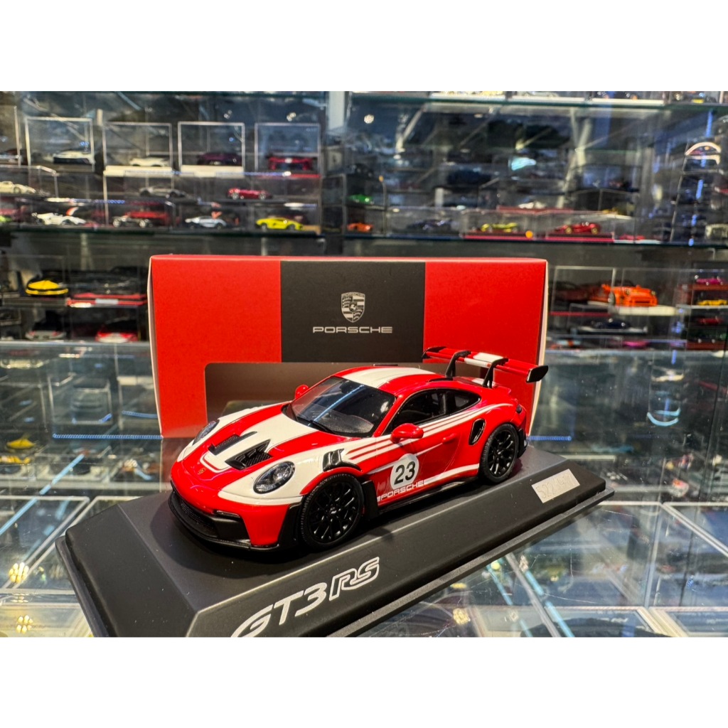 Porsche 911 GT3 RS (992) "Salzburg" édition Limitée - Spark 1/18, Rouge, Neuve