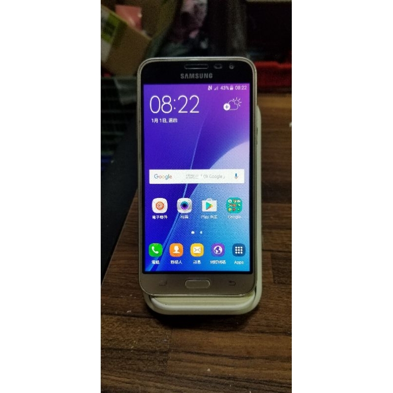 SAMSUNG GALAXY J3 2016 J320 4G雙卡雙待 800萬畫素 四核心 5吋零件機 | 蝦皮購物