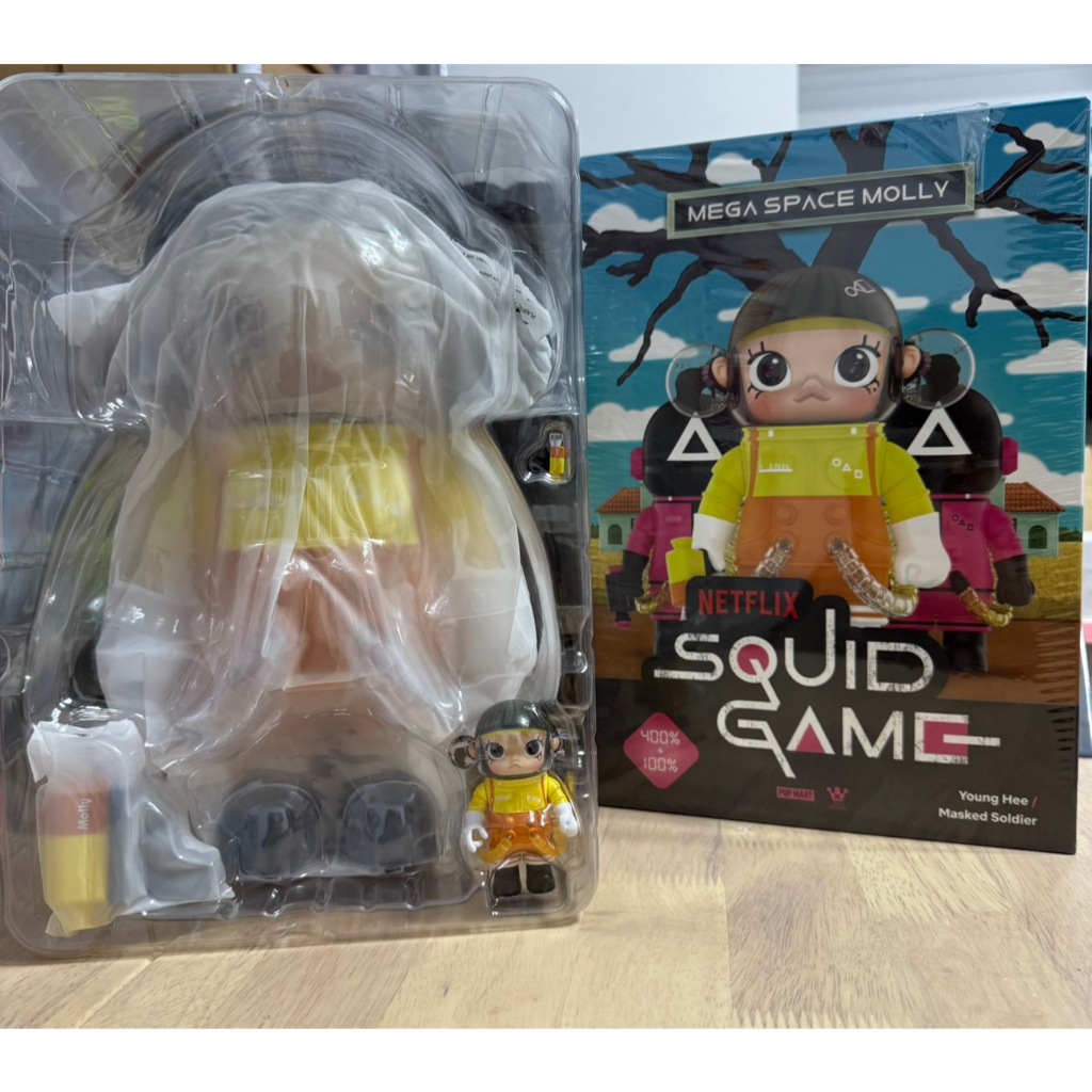 POP MART JAPAN on X POPMART SAPCE MOLLY イカゲーム 400% マスクド