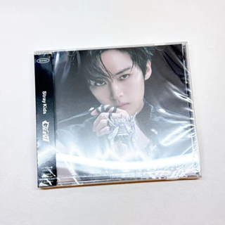 Lee Know FC限定盤 10枚セット s-l1200.jpg