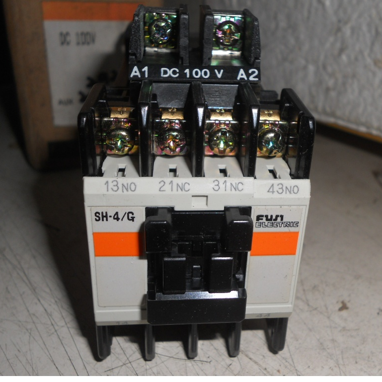 tw-11134207-7rasi-m52d36juf8nq16