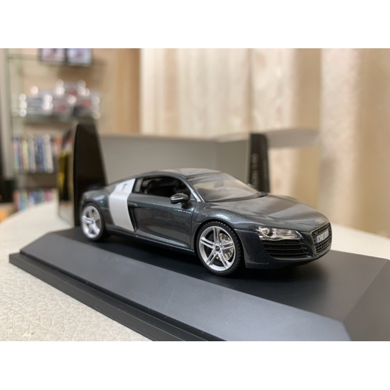 Superbe Audi R8 Gt Schuco Avec Sa Boite Vitrine 1/43 Edition Limitee