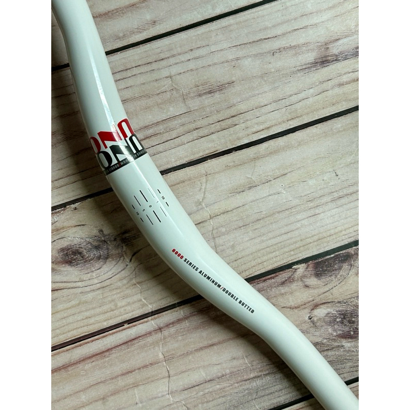 Tth火雞 UNO 鋁合金 6000 小彎把手 彎把 車手把 烤漆白 31.8MM X 620MM 台灣製 MIT. | 蝦皮購物