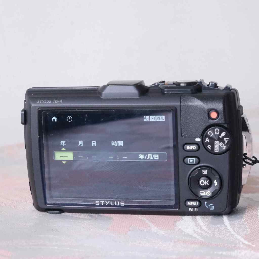 Olympus Tough TG-4 三防(防撞防水、防寒) CMOS 運動耐候工程用數位
