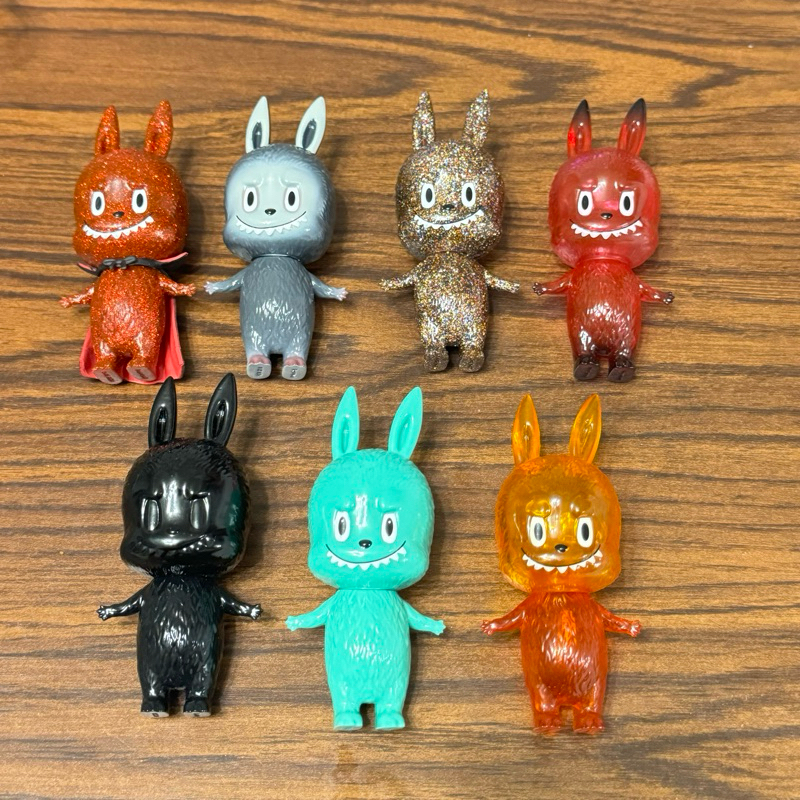 【泡泡瑪特】mini labubu 一代 二代 盲盒 拉布布 | 蝦皮購物