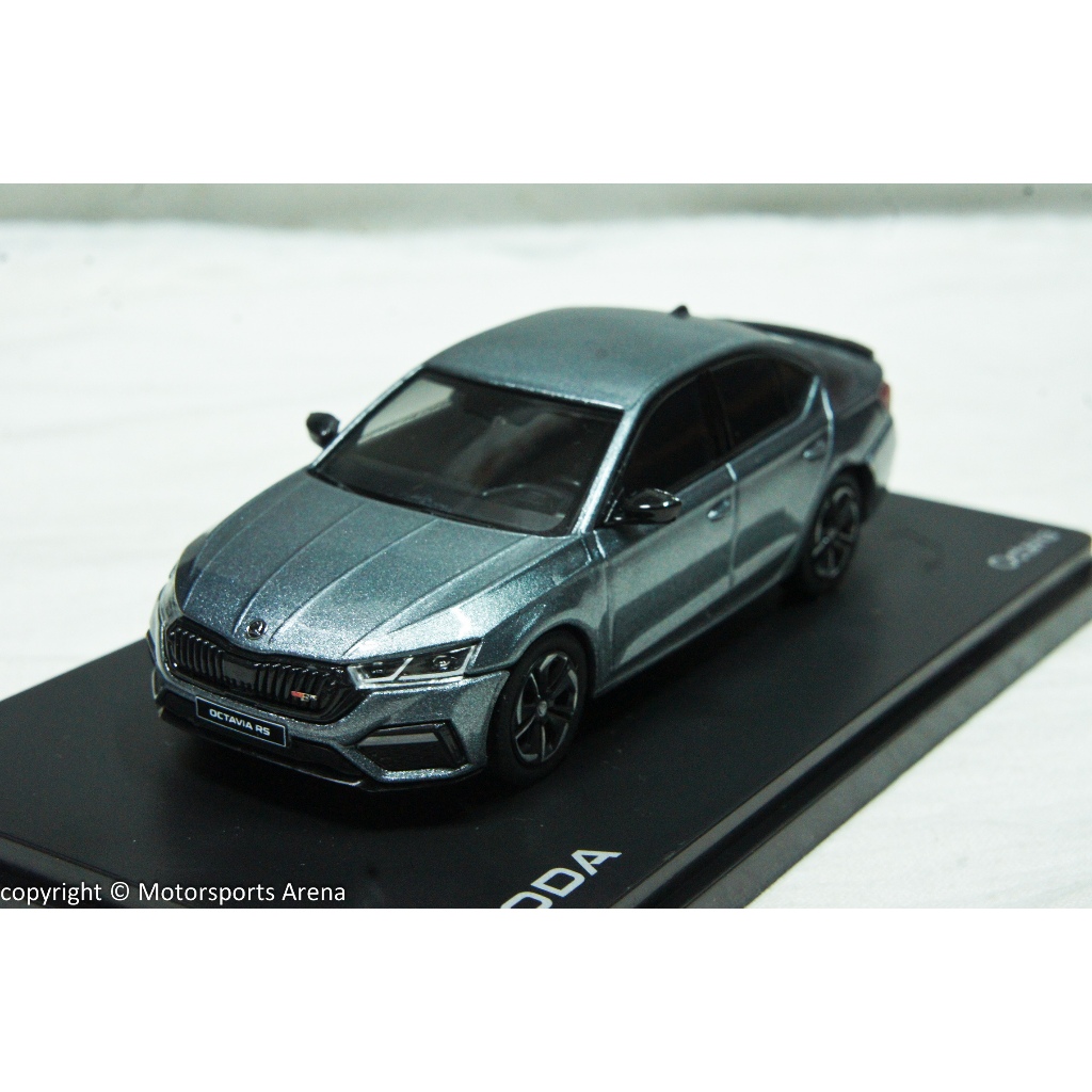 Abrex Skoda Octavia IV RS, metallic-dunkelgrün 2020, 1:43 | Model Car World
