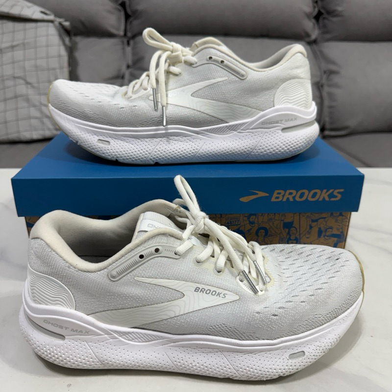 (二手）BROOKS GHOST MAX / 1104061D124 | 蝦皮購物