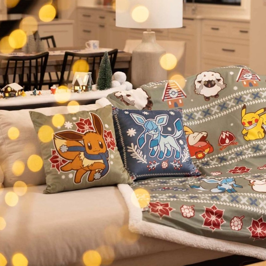 星綻 免運！美國代購 Pokémon Center寶可夢2024聖誕節限定-寶可夢中心 伊布 冰伊布 抱枕套 毯子 | 蝦皮購物