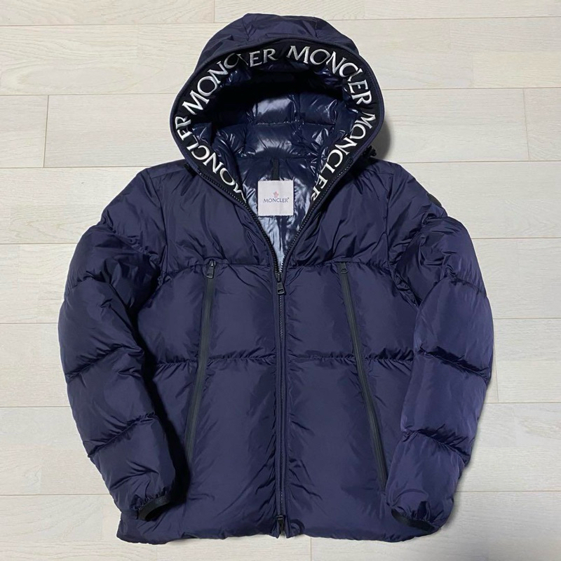 Moncler montclar blue 2025
