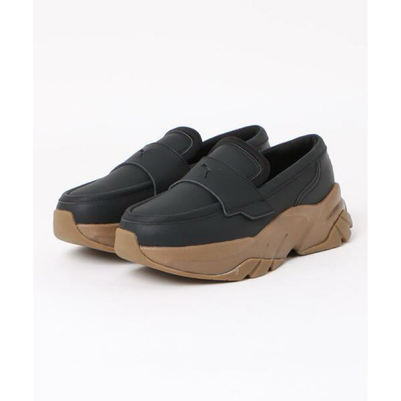 代購🇯🇵Puma LOAFYR WNS福樂鞋| 蝦皮購物
