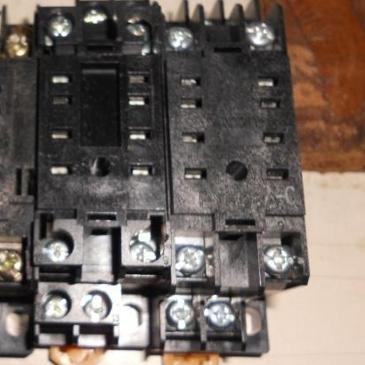 Lot De 10 Relais électromécaniques Omron MY2N-J 220/240VAC - Neufs D'origine Japon