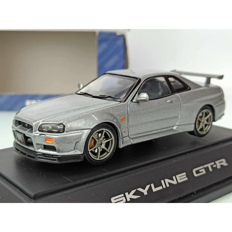 EBBRO 1:43(1/43) Nissan Skyline GTR R34 V-spec 日產模型車1:18參考