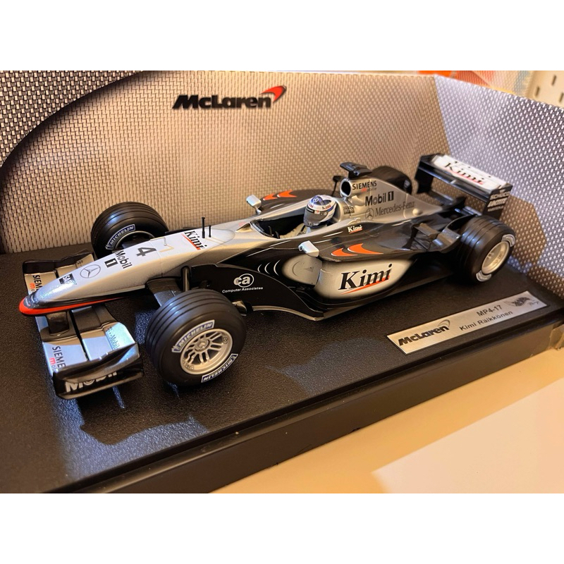 Kimi Räikkönen McLaren MP4-17 #4 Formule 1 2002 1:18