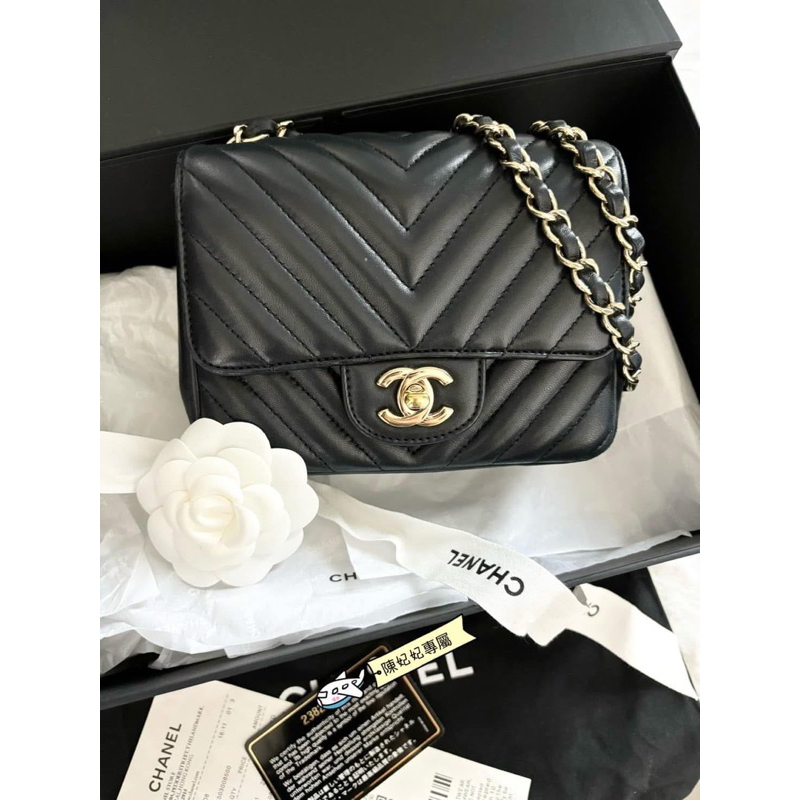 真品 香奈兒鏈帶包 方胖包 Chanel Coco17 山型紋 V紋 | 蝦皮購物