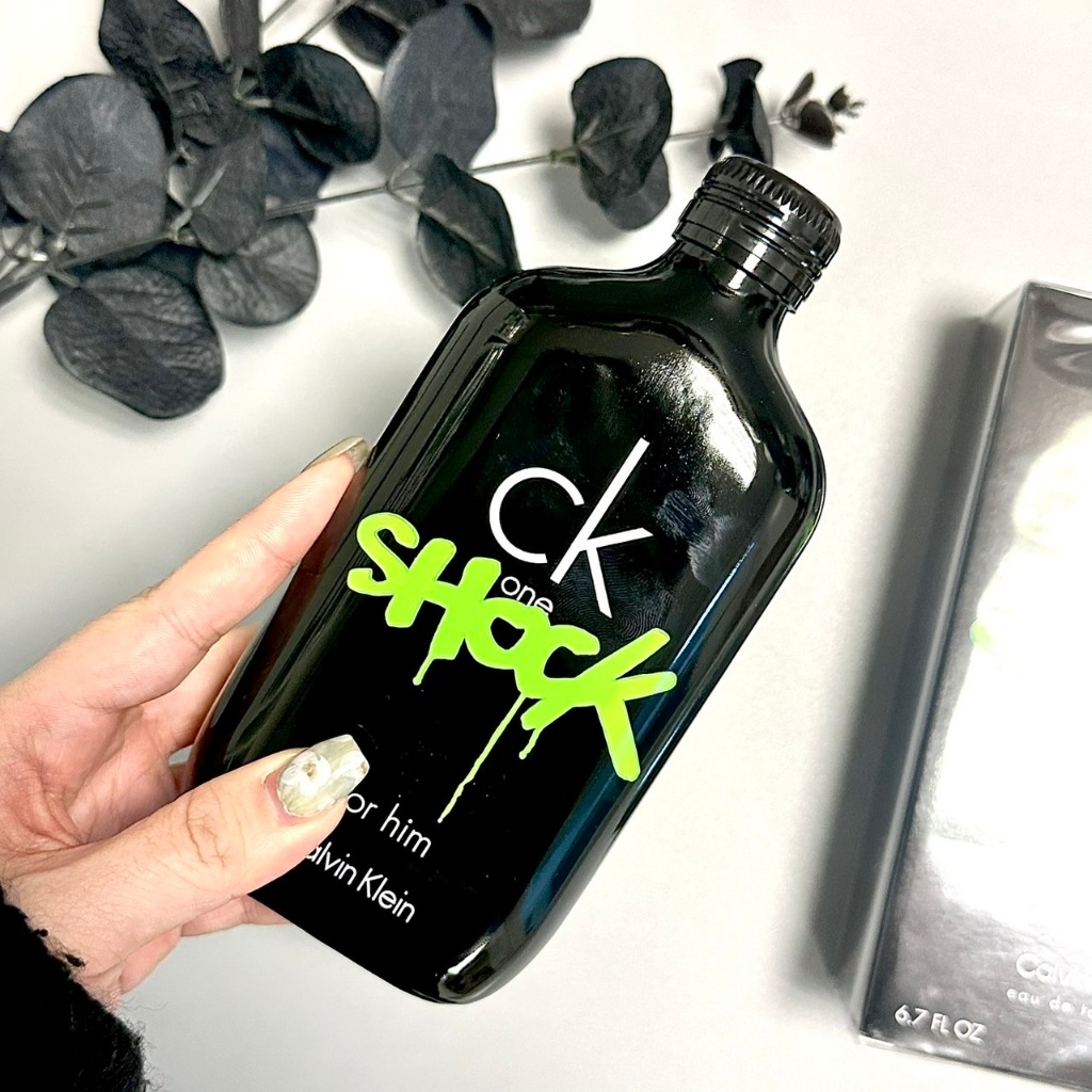 CK One Shock for him 男性淡香水her 女性淡香水100ml 200ml 體香噴霧