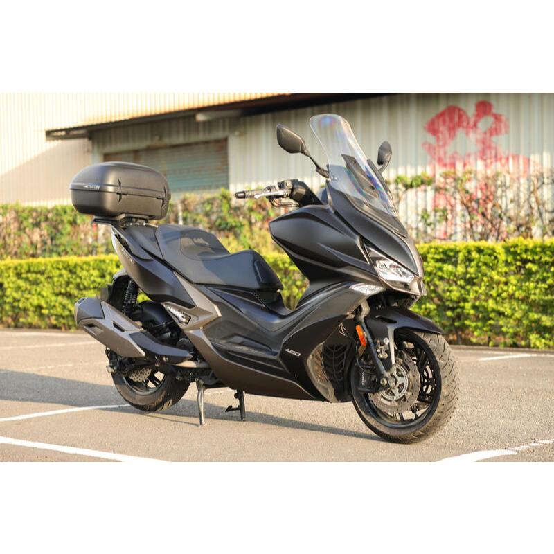 キムコ エキサイティング400i ABS – パワフルなエンジンを搭載